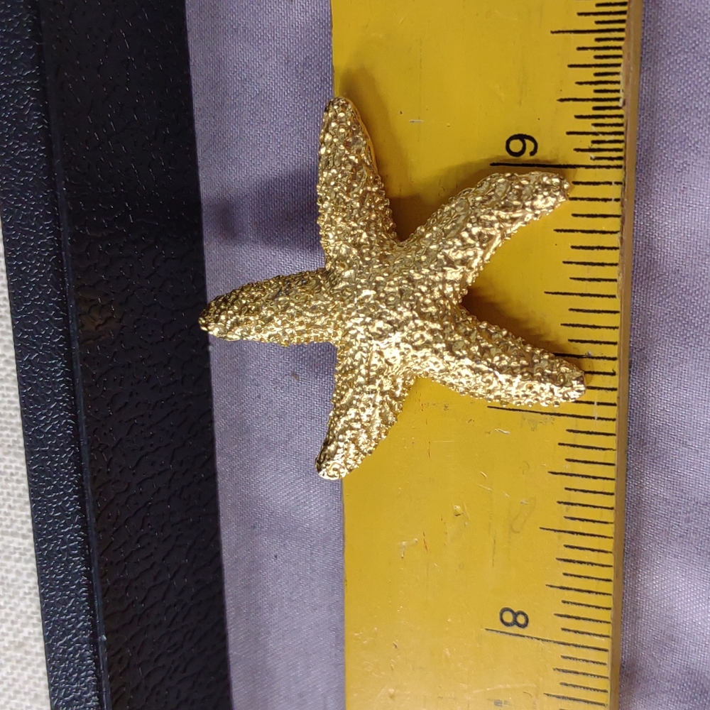 Large Vintage Starfish Earrings - Picture 2 of 3